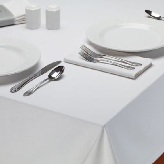 What are the Essential Conditions to Keep in Mind When Purchasing Restaurant Table Linen Suppliers?