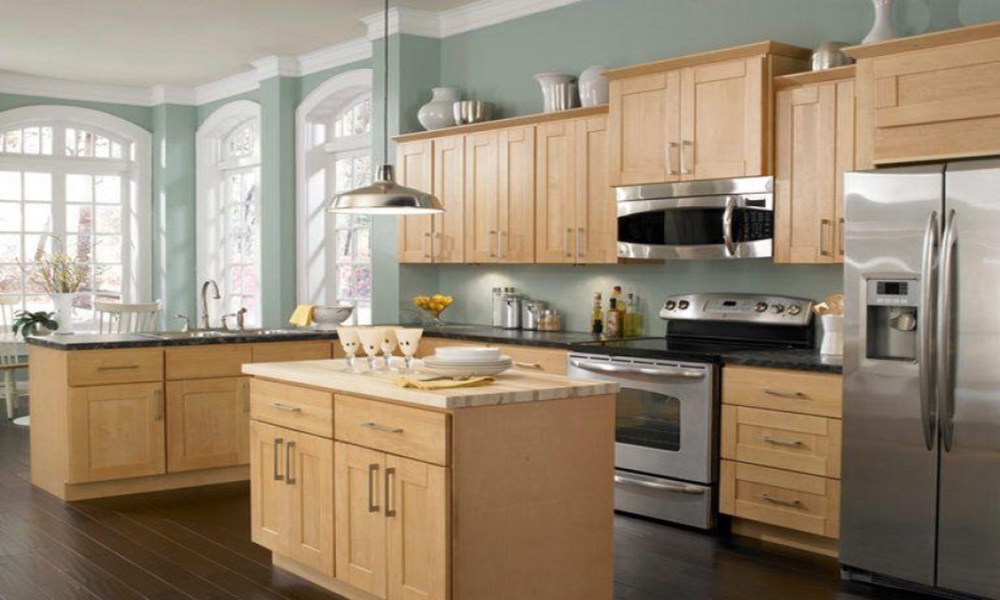 Design Benefits of Natural Wood Kitchen Cabinets